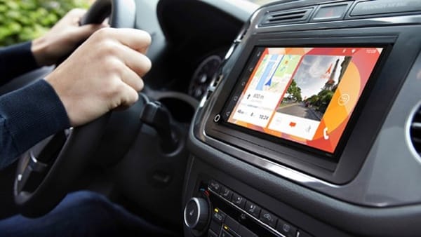 The fight for your car's dashboard...Android Auto and CarPlay