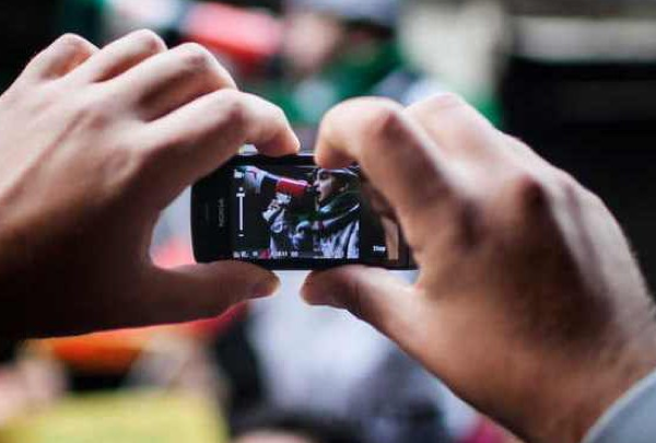 Smartphones and social media: driving political revolution